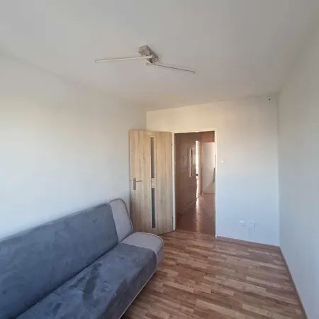 Mieszkanie Na Doby Krasnik Ul Zielinskiego Exterior foto