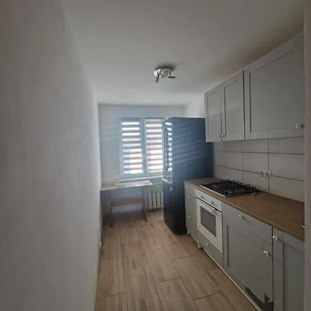 Mieszkanie Na Doby Krasnik Ul Zielinskiego Exterior foto